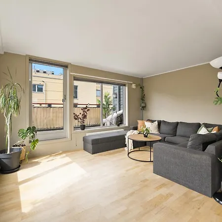 Penthouse 3-story With 2 Terraces & Balcony Leilighet *