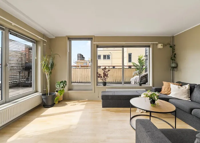 Leilighet Penthouse 3-story With 2 Terraces & Balcony