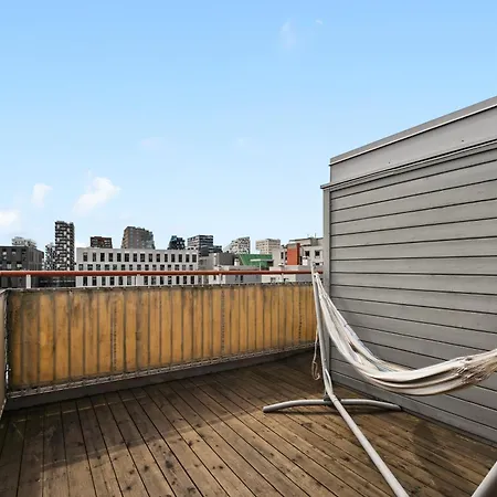Apartment Penthouse 3-story With 2 Terraces & Balcony